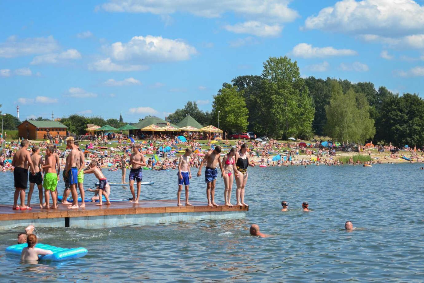 Wellness Penzion Kristýna - Áčko Hrádek nad Nisou Exterior foto